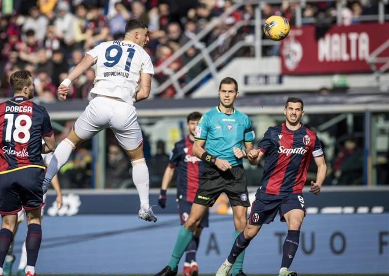 Cagliari sconfitto a Bologna. Dopo un primo tempo a buoni livelli nella ripresa i rossoblù di Nicola crollano.