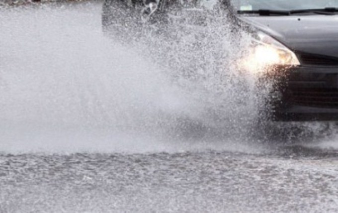 Perturbazione lampo in Sardegna, giovedì temporali e vento forte. Venerdì temperature in risalita e weekend col bel tempo