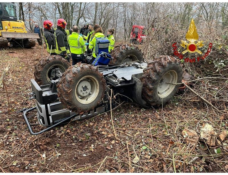 Nuoro, tragedia nelle campagne di Oliena: vigile del fuoco perde la vita schiacciato dal trattore