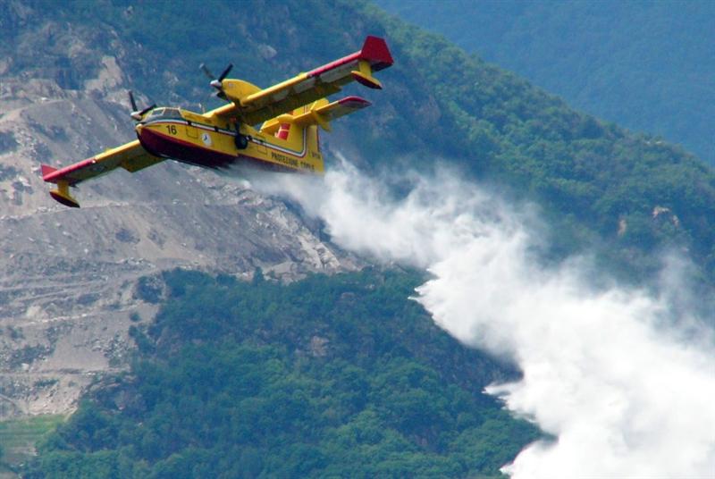 canadair incendio