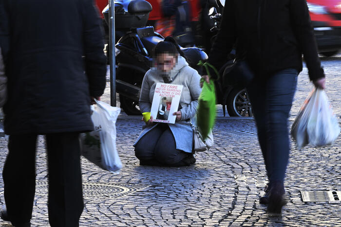 Povertà cronica in Sardegna: 118mila famiglie abbandonate mentre il costo della vita esplode