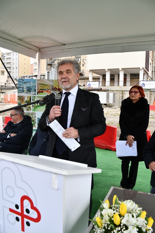 Sassari, posata la prima pietra del nuovo padiglione Materno-Infantile: "Un passo concreto per il futuro della sanità"