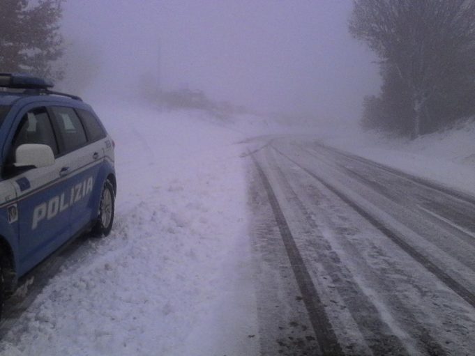 Temperature in picchiata e allerta per ghiaccio sulle strade