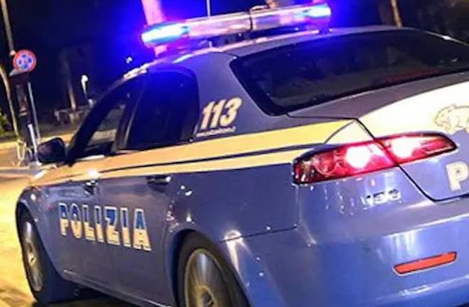 Cagliari, sgominato market della droga: arrestate madre e figlia