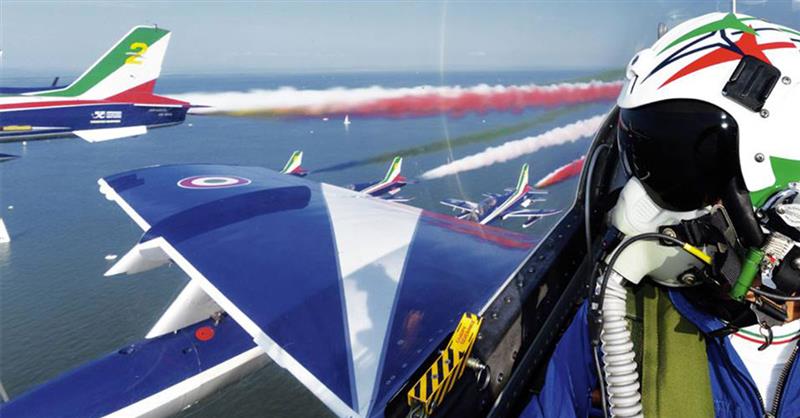 Le Frecce Tricolori: la magia della pattuglia acrobatica che fa sognare