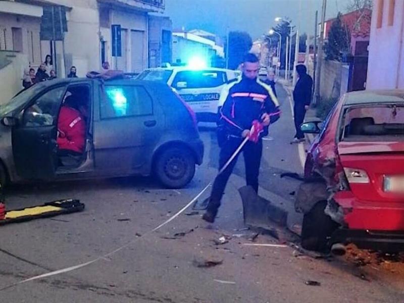 Scontro tra auto a Silì: bimbo in codice rosso