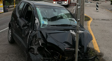 Tragedia a lido di Camaiore: Mercedes travolge sette persone, due vittime