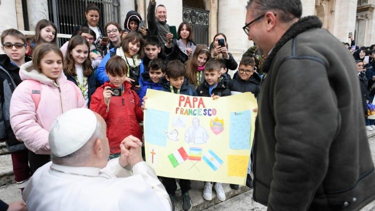 Il Papa: Acutis e Frassati santi nel Giubileo. In Vaticano un evento sui diritti dei bambini