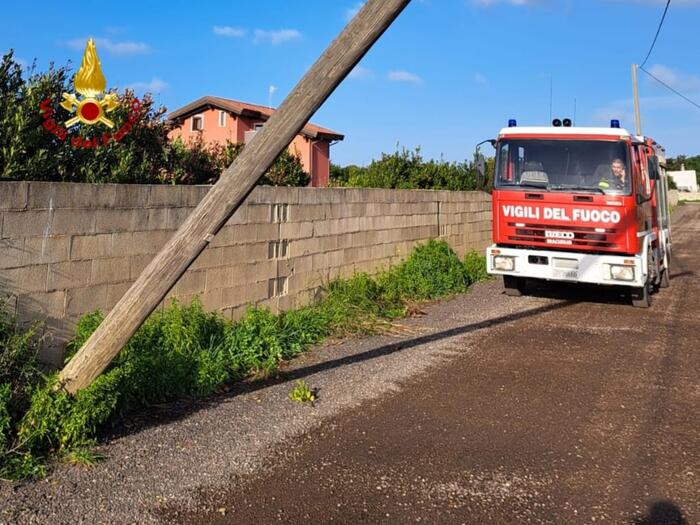 Maltempo in Sardegna: crolla un cornicione a Porto Torres, nessun ferito