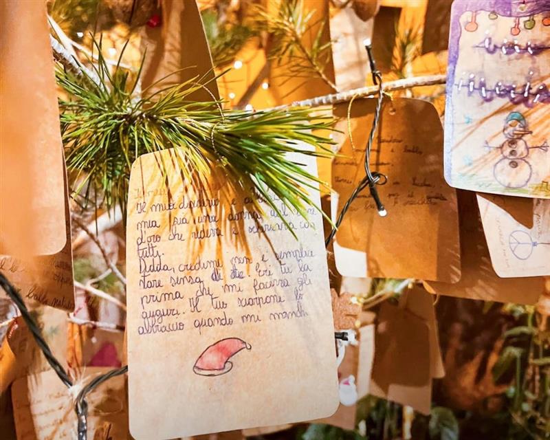 Bosa: musica, mostre, mercatini: gli appuntamenti del Natale entrano nel vivo, aspettando il concerto di Capodanno con Irene Grandi