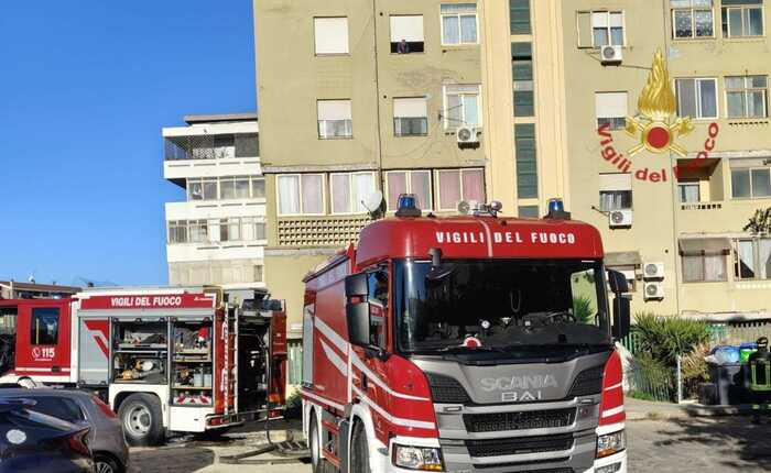 Cagliari: contatori in fiamme e palazzo evacuato, un bimbo in ospedale