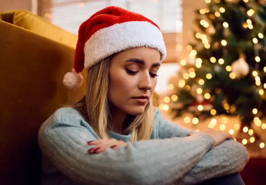 Il "Christmas Blues": quando le festività diventano un momento di malinconia