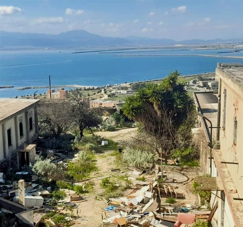 Cagliari, Sant'Elia: un grido d'allarme per i bambini, amianto e rifiuti abbandonati nel cuore della città. Fadda: "fiducioso nella nuova Giunta, non aspettiamo un'altra tragedia"