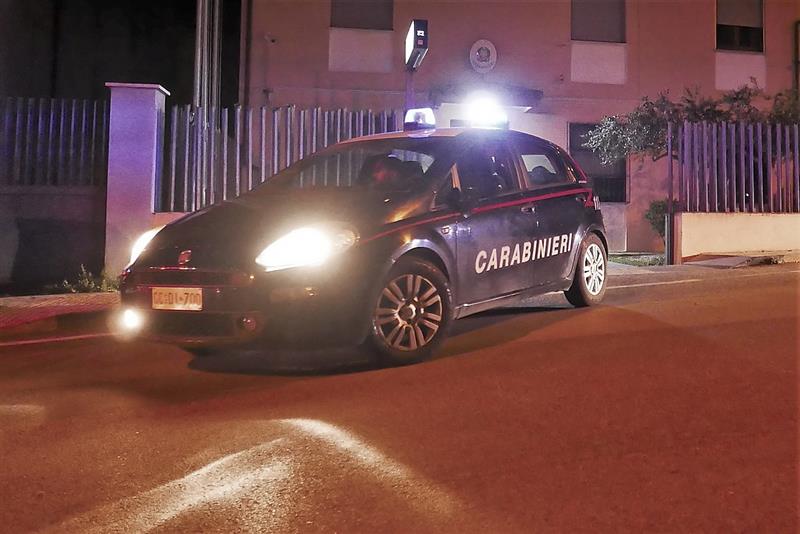 Siniscola, weekend di controlli straordinari: droga, coltelli e reati predatori nel mirino dei carabinieri